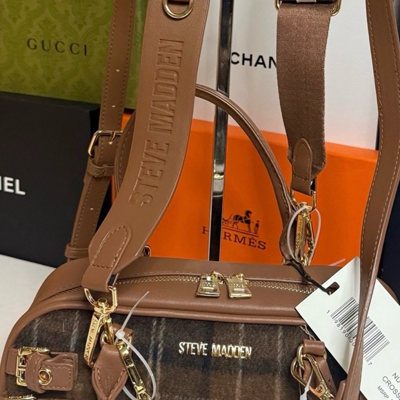 Steve Madden Tan and Brown Checkered Crossbody Bag - Picture 2 of 4